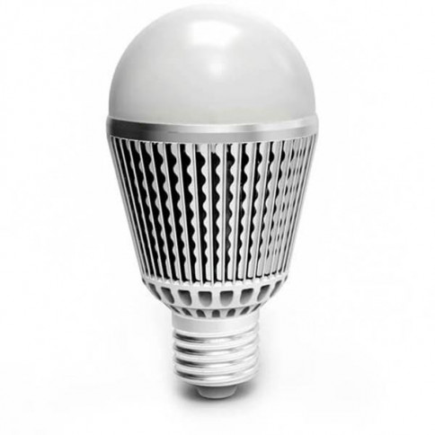 Ampoule sphérique E27 Efficiency-LED 6 Watts