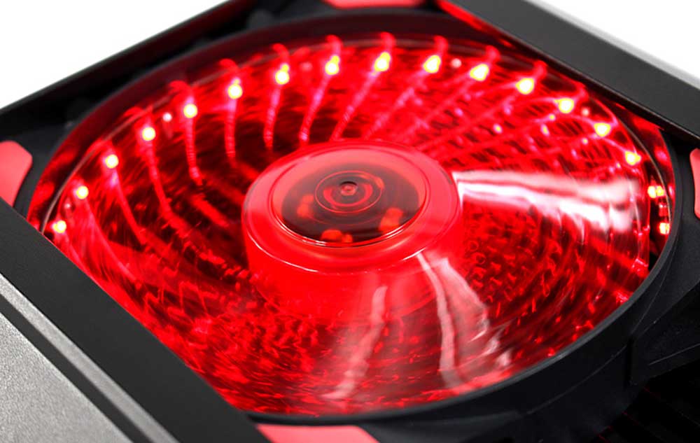 Ventilateur Dyna Cooler couleur rouge