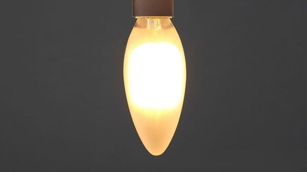 Ampoule flamme à quatre filaments-LED