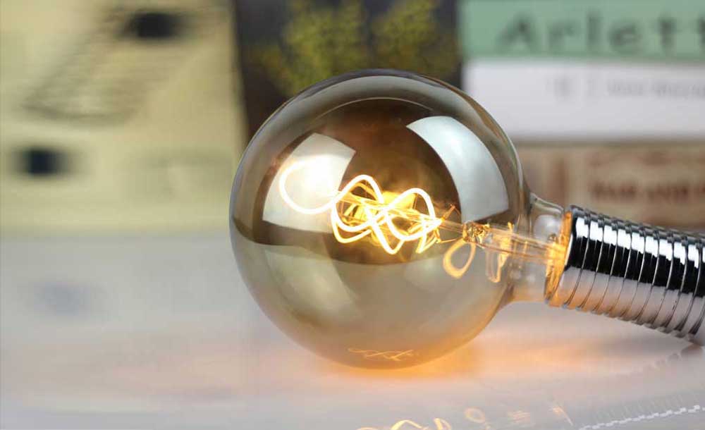 Ampoule filament LED G125 ambré noir smoke-in