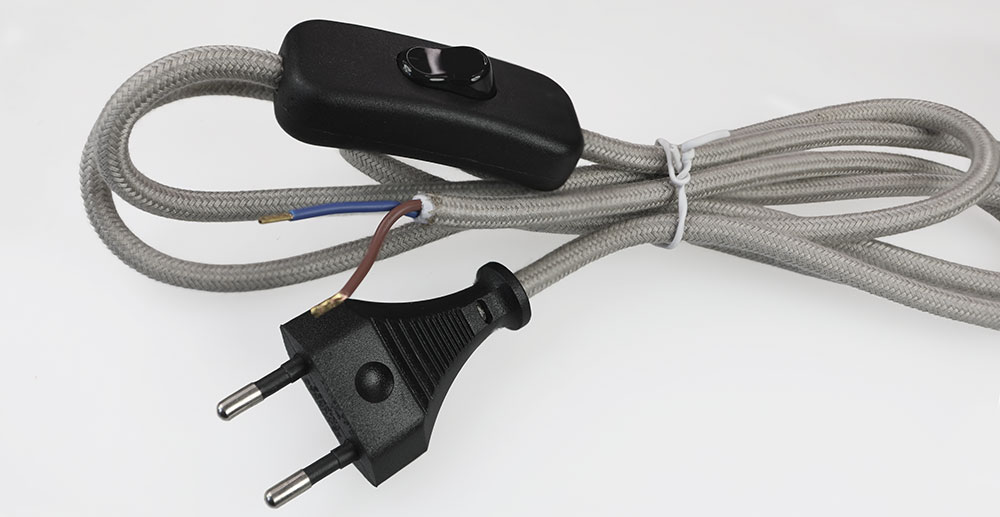 Cordon d'alimentation rond 230 volts avec interrupteur - Couleur Grey‑Bloom 2 conducteurs 0.75mm²