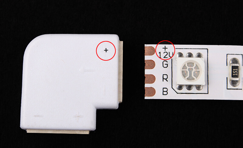 Connecteur-angle-strip-led-1