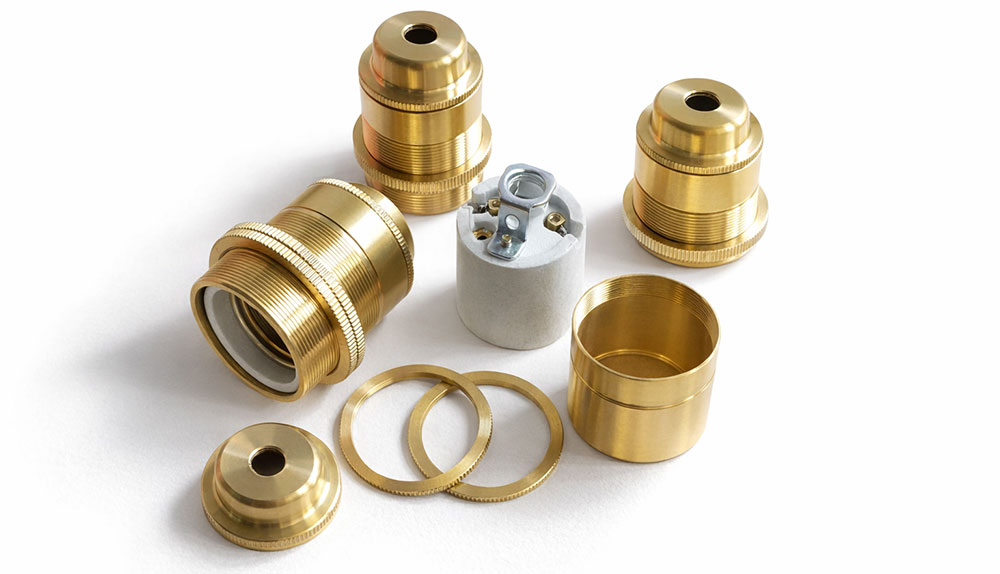 Douille E27 Lynch en laiton massif usinée pour lampe style Edison filetée long